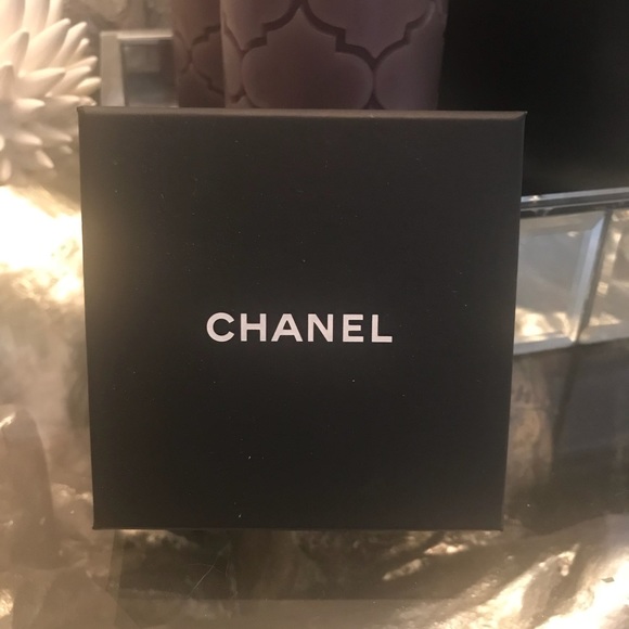 Chanel Crystal Orbit Space Stars Brooch - Picture 4 of 7